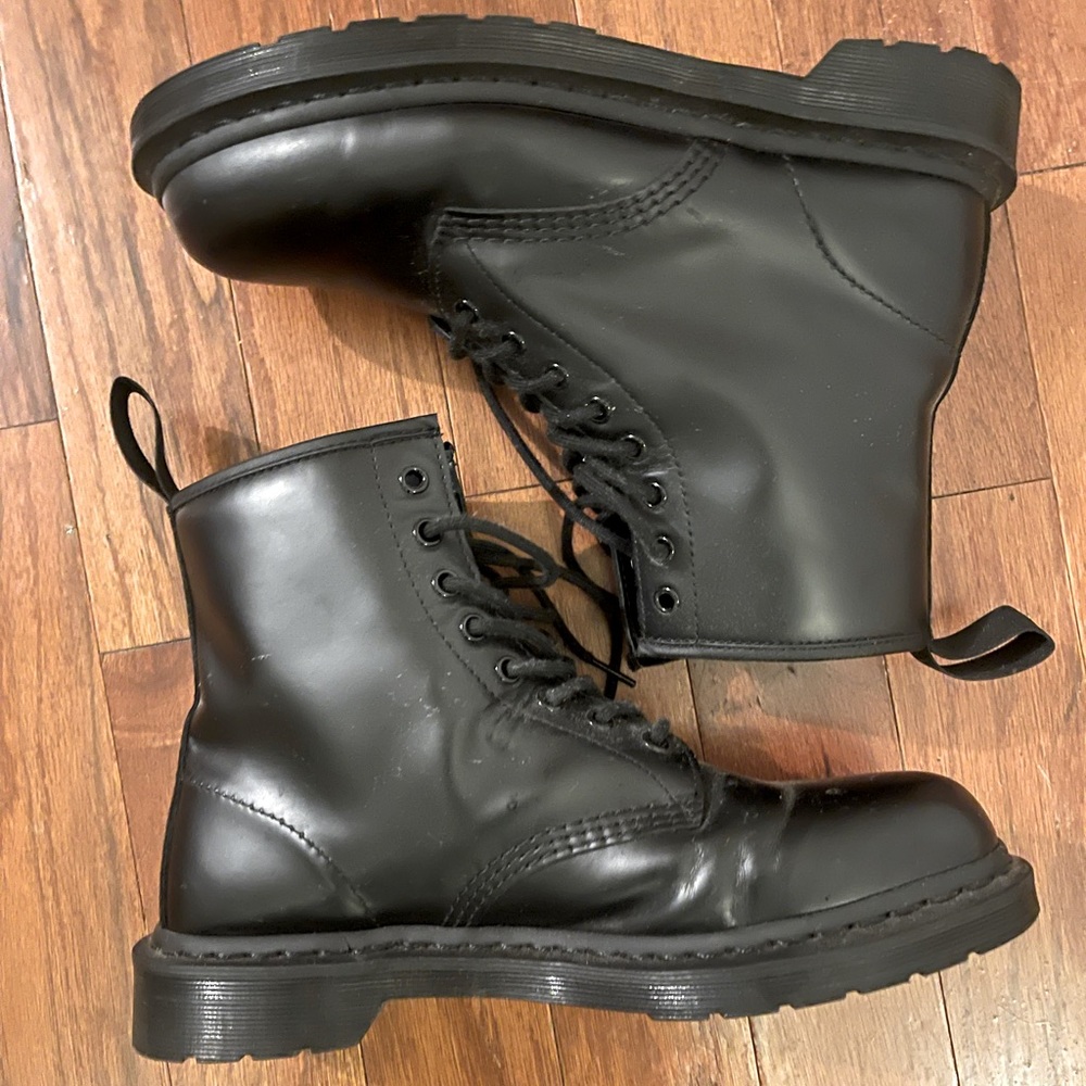 Black Dr Martens w/ black thread. Original